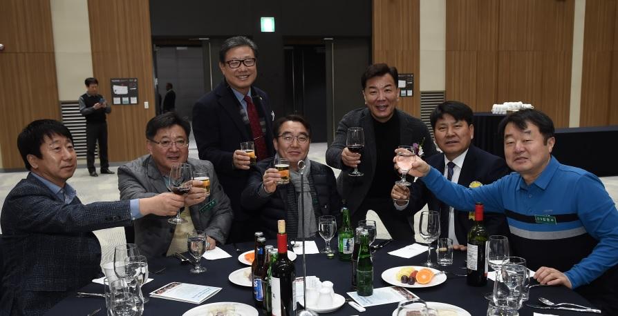 테이블14.jpg