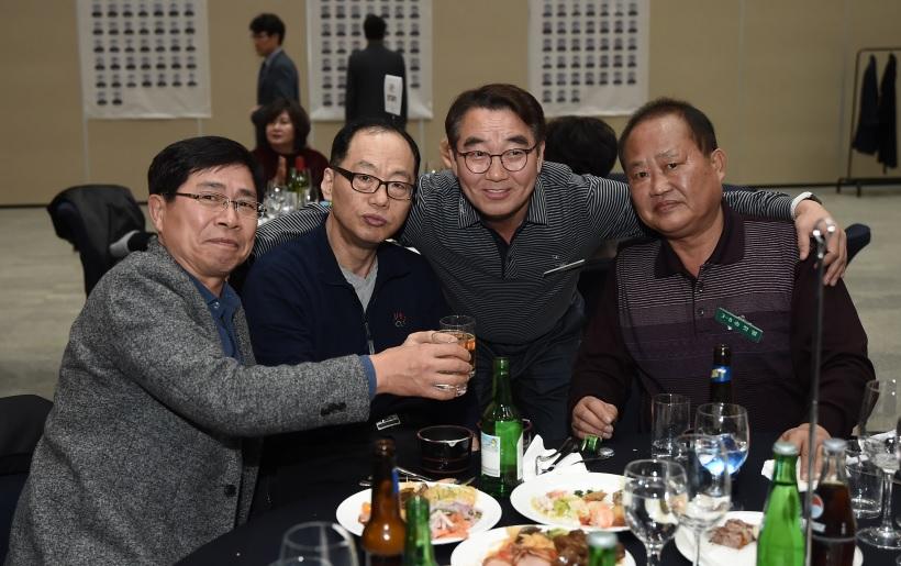 테이블4.jpg