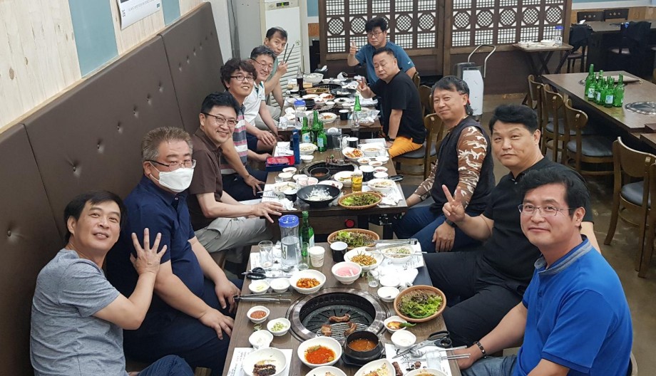 23회_회식1.jpg